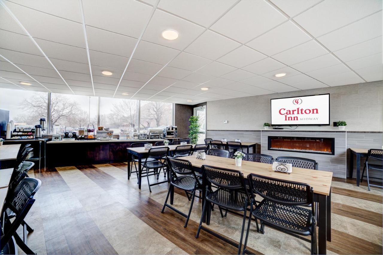Carlton Inn Midway Чикаго Екстериор снимка